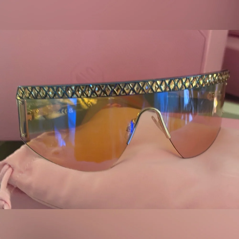 🩵 Swarovski 30X Crystal Embellished Gradient Shield Sunglasses full inclusion - Picture 4 of 12